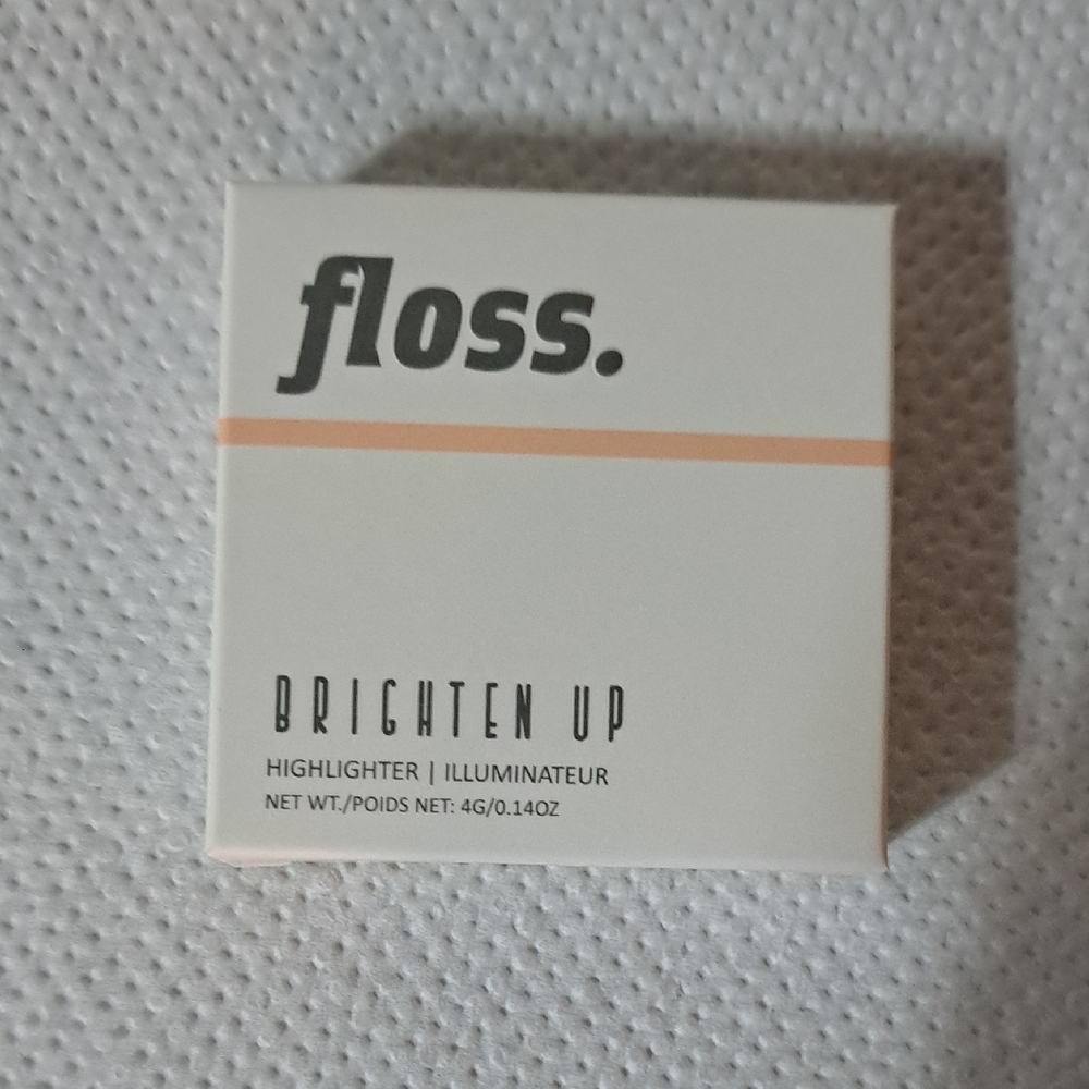 Brighten Up Highlighter - White